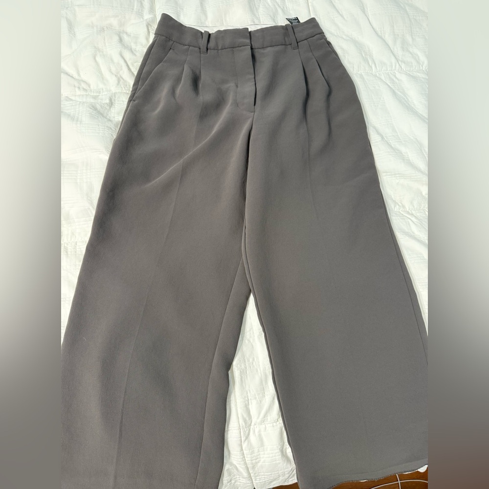 Wilfred Charcoal Effortless Pants Cropped